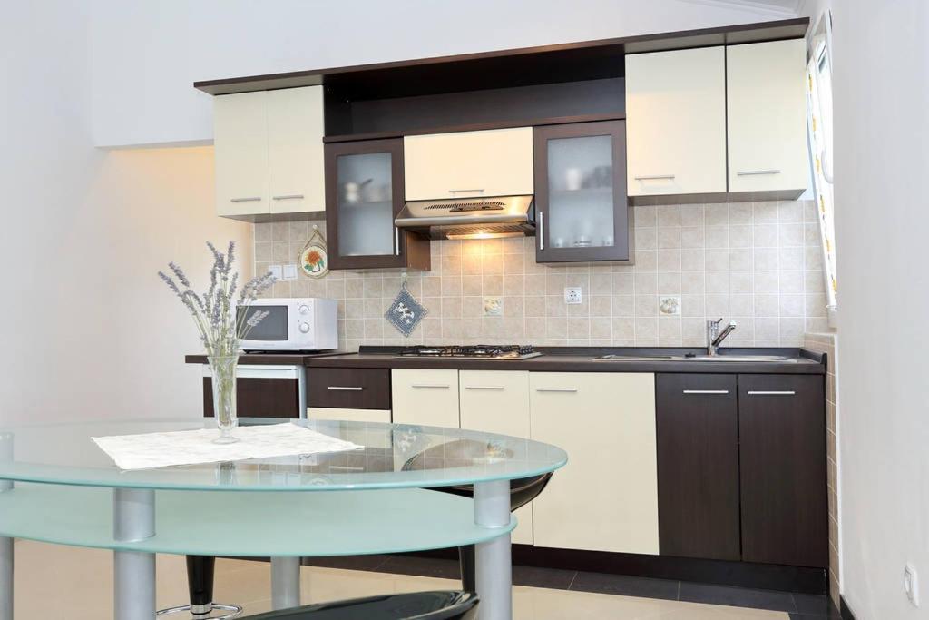 Apartmani Mlinar Gornji Karin Εξωτερικό φωτογραφία